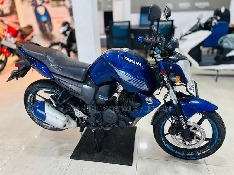 Yamaha FZ 16 2015