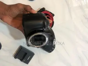 Canon EOS-1100D Camera