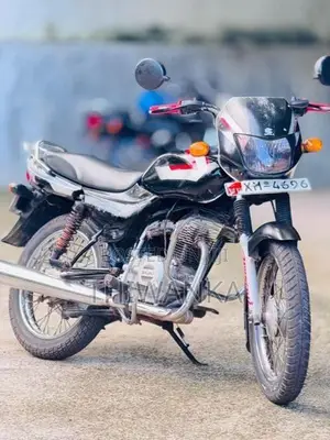 Bajaj CT100 2012