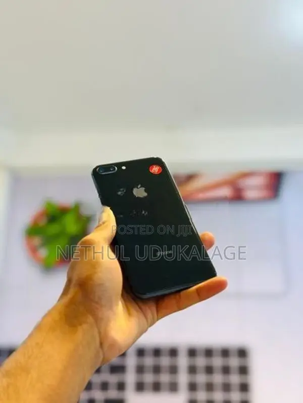 Apple iPhone 8 Plus 128GB (Used)