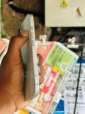 Apple iPhone 15 (Used)