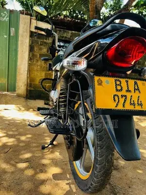 Bajaj Platina 2019