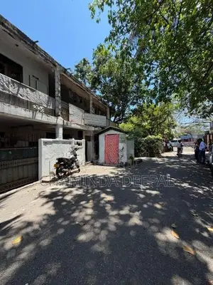 Two Story 8 Bed Rooms Large House for Sale in Grandpass - Colombo 14