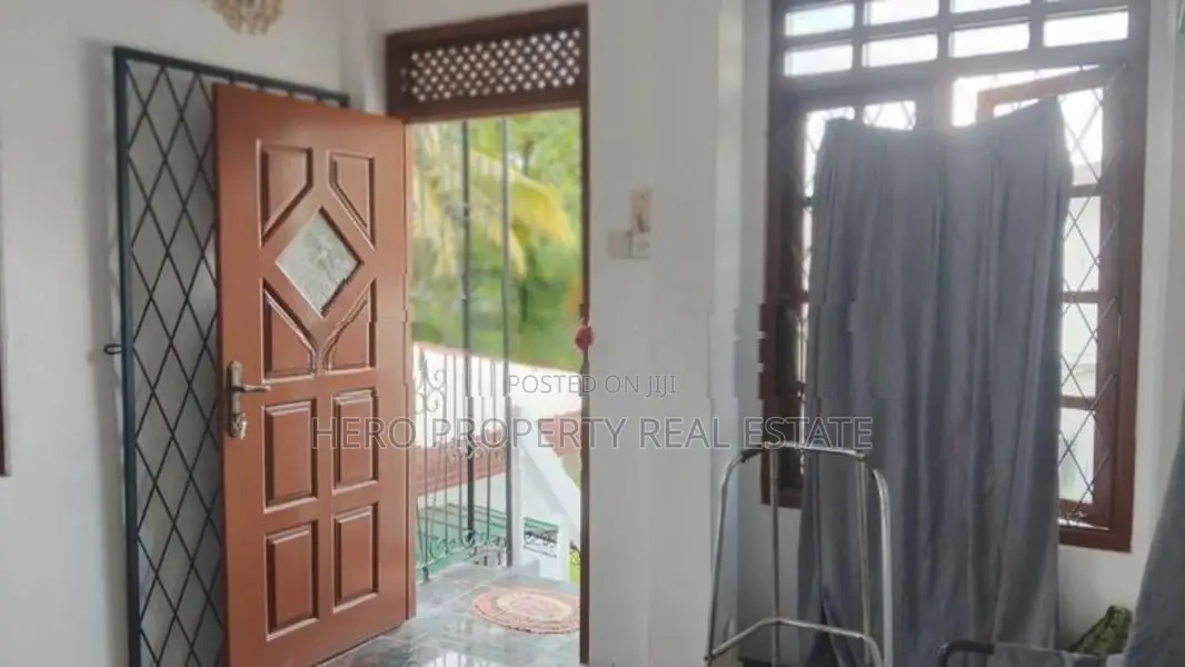 Two Storey House for Rent in Kadawatha