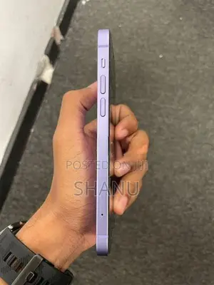 Apple iPhone 12 (Used)