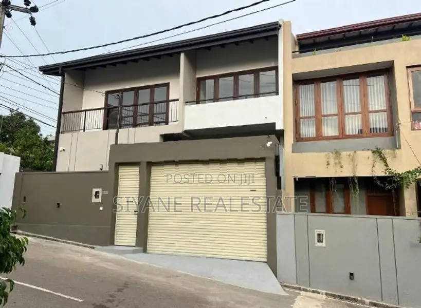 Two Storey House For Sale Polgasovita, Piliyandala