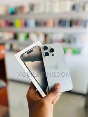 Apple iPhone 15 Pro Max 256GB Natural (Used)