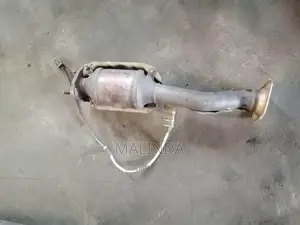 Honda Fit (GP5) Catalytic - Reconditioned