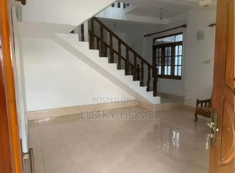 Office Building House Rent Kottawa