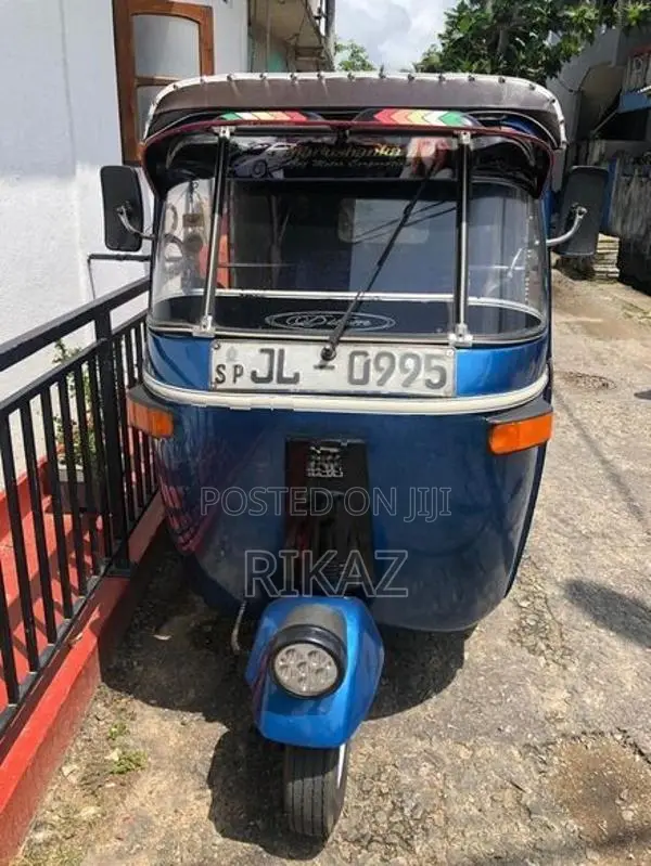 Bajaj RE 2006