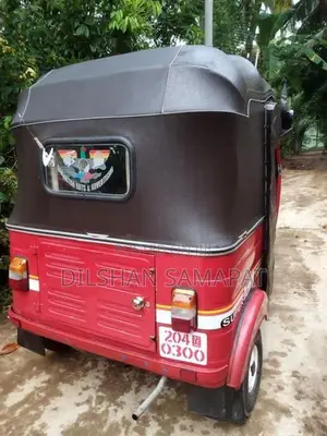 Bajaj RE 1999