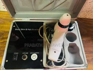Boxy Skin Hair Analyser