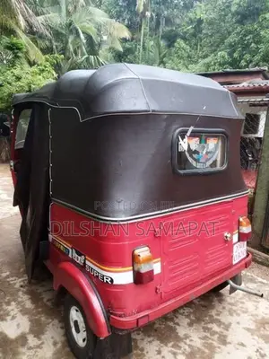 Bajaj RE 1999