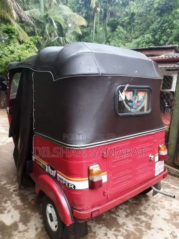 Bajaj RE 1999