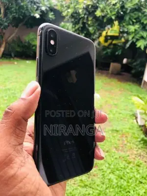 Apple iPhone X (Used)