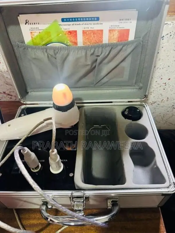 Boxy Skin Hair Analyser