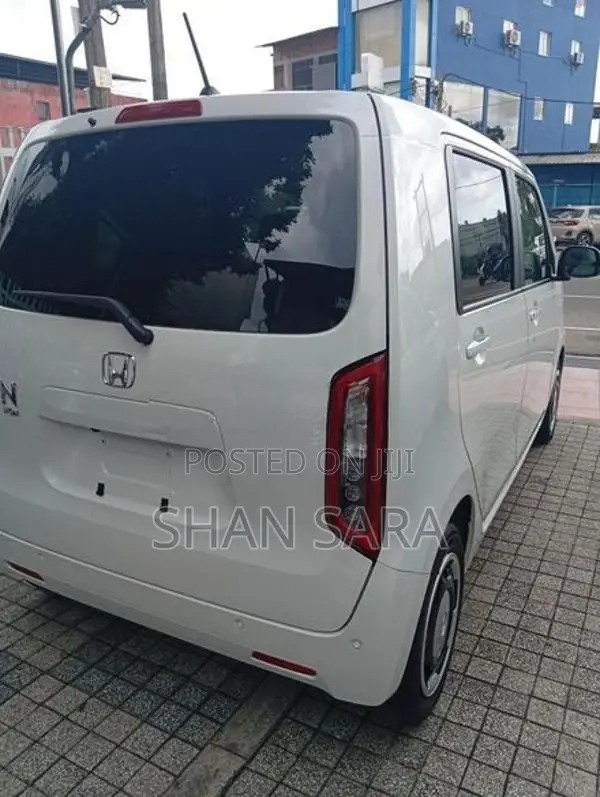 Honda N-WGN G 2024