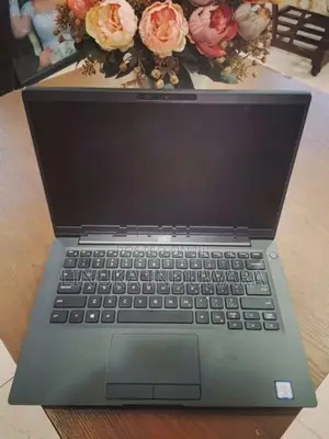Dell 7400 Latitude Laptop