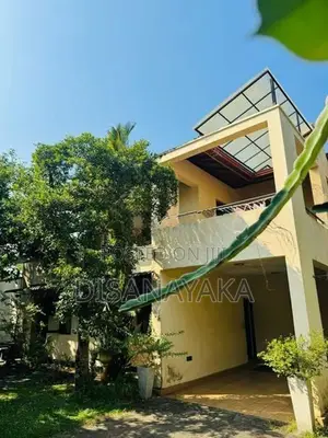 Super Two Storey House for Sale in Ethul Kotte Ds67520