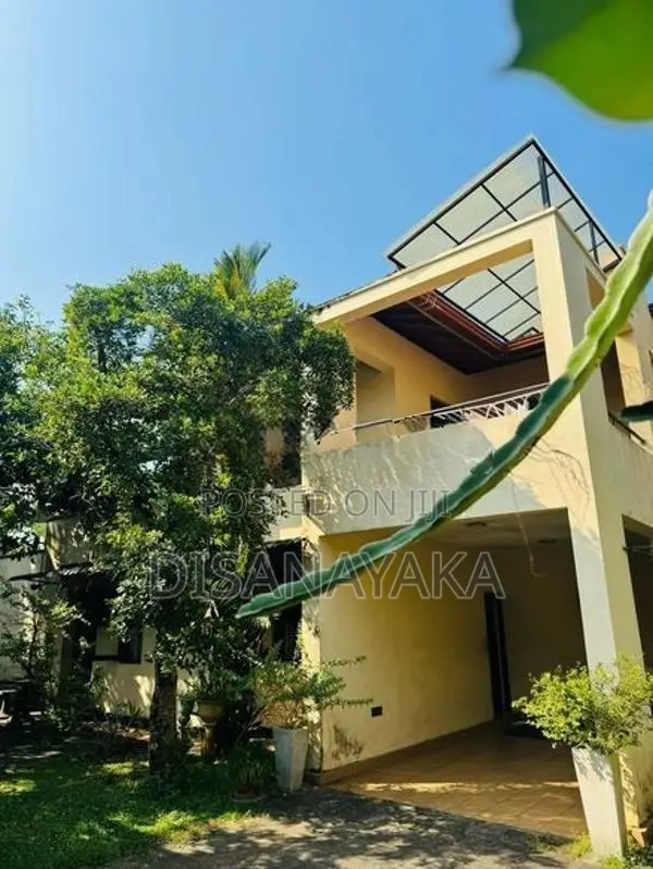 Super Two Storey House for Sale in Ethul Kotte Ds67520