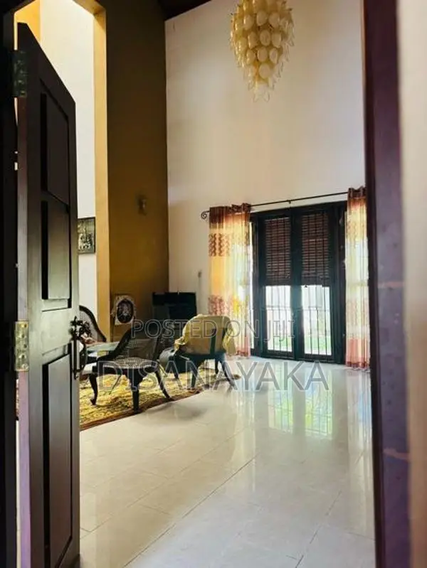 Super Two Storey House for Sale in Ethul Kotte Ds67520