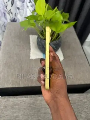 Apple iPhone 14 (Used)
