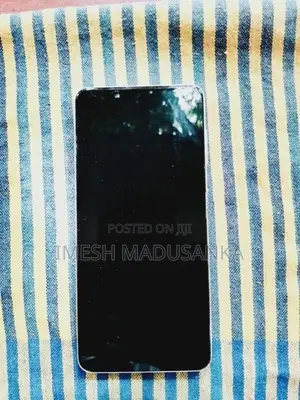 Samsung Galaxy S21 8GB 256GB (Used)