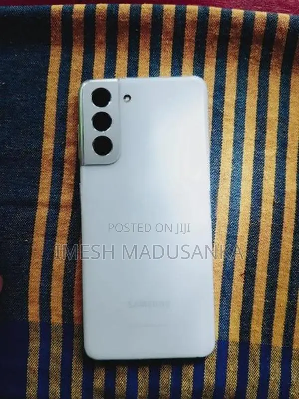Samsung Galaxy S21 8GB 256GB (Used)