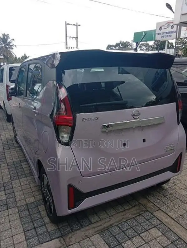 Nissan Dayz Highway Star 2024