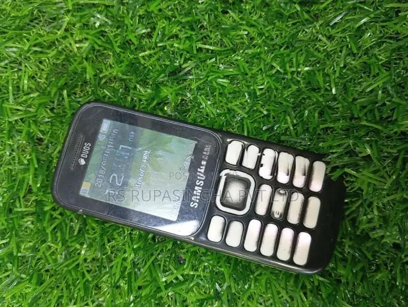 Samsung Button Phone (Used)