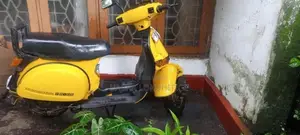 Bajaj Legend 2004