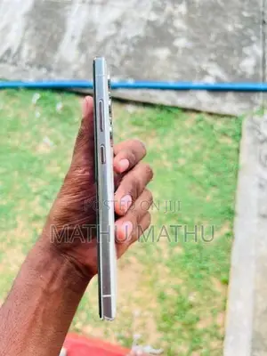 Samsung Galaxy S23 Ultra (Used)
