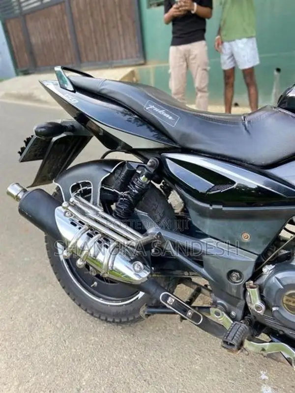 Bajaj Pulsar 150 2018