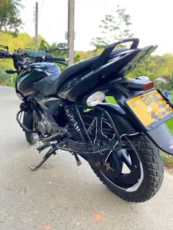 Bajaj Pulsar 150 2018