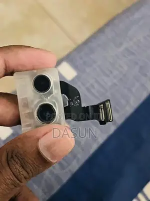 Apple iPhone 12 Camera