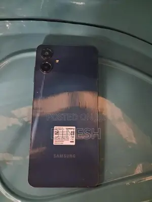 Samsung Galaxy A06 (Used)