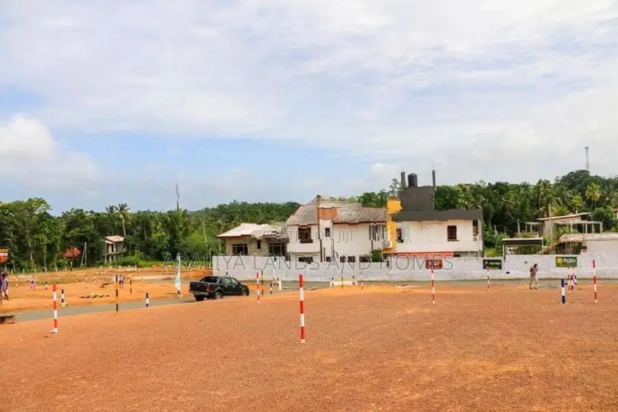 ඉඩමක් - බණ්ඩාරගම