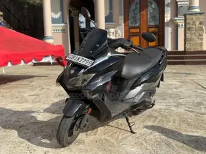 Suzuki Burgman 2019