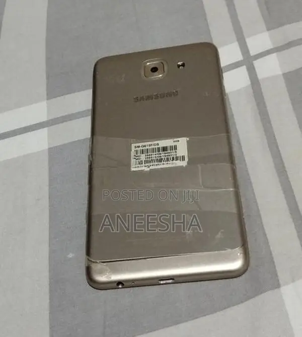 Samsung Galaxy J7 (Used)