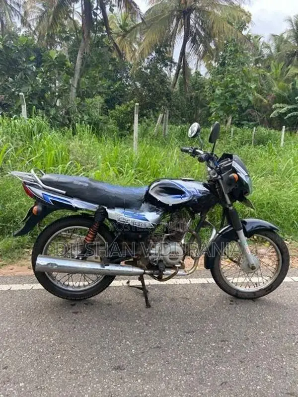 Bajaj CT100 2011