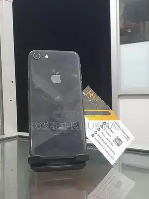 Apple iPhone 8 64GB (Used)