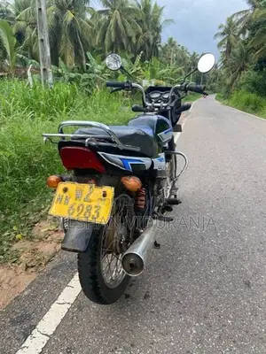 Bajaj CT100 2011