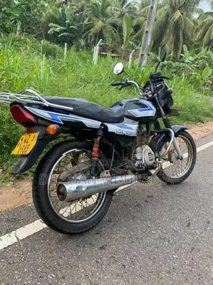 Bajaj CT100 2011