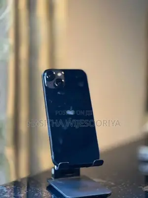 Apple iPhone 13 (Used)