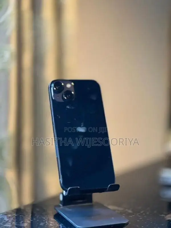 Apple iPhone 13 (Used)