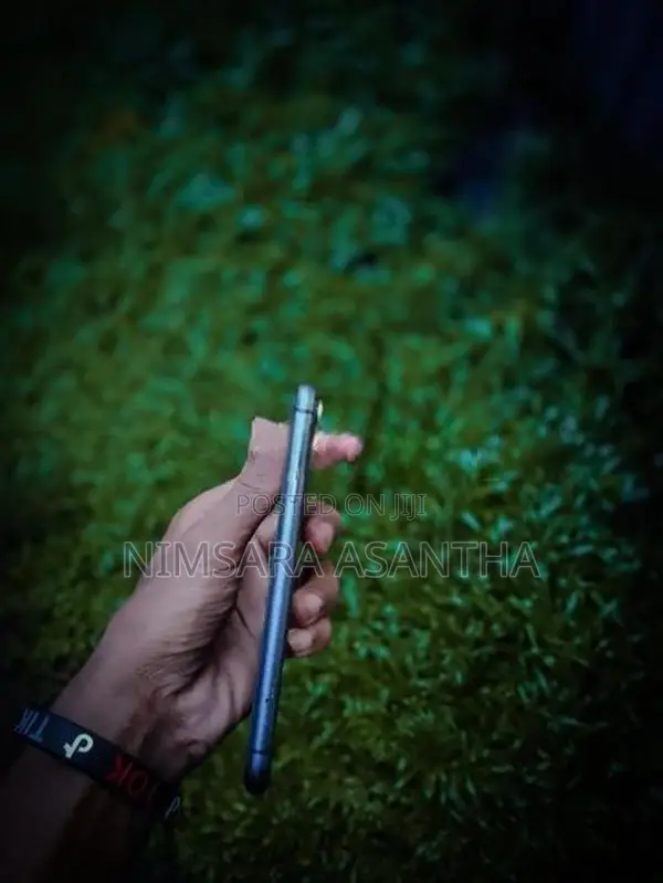 Apple iPhone 11 (Used)