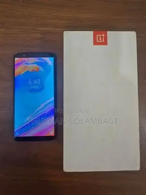 OnePlus 5T (Used)