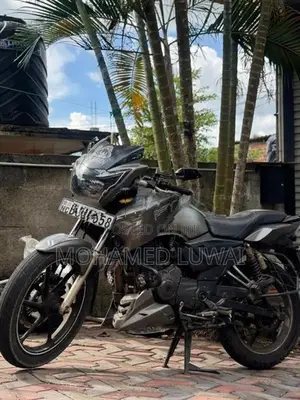 TVS Apache RTR 180 2014