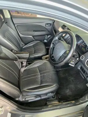 Mitsubishi Attrage 2020