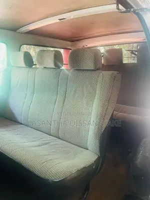 Nissan Vanette 1985